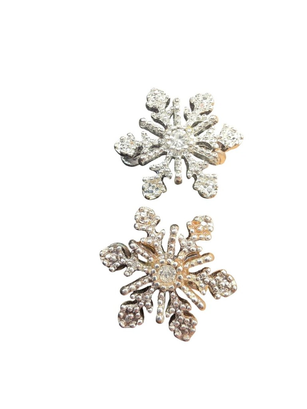 Avon Snowflake Clip On Earrings Silver Tone Rhinestone Vintage Holiday Christmas
